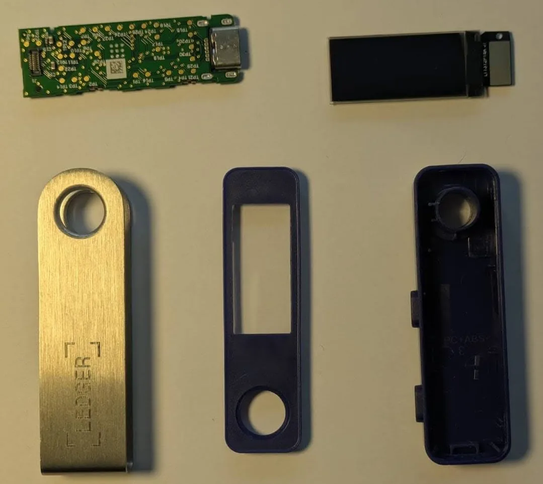 Ledger Nano S Plus tháo rời - ảnh 1